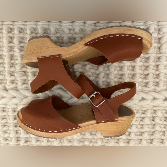 Mia Swedish Clog Sandals - Picture 6 of 9